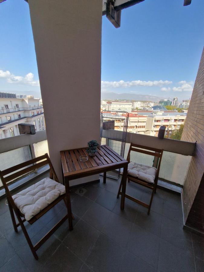 Heart Of The City - 75Sqm Suite Skopie Exterior foto
